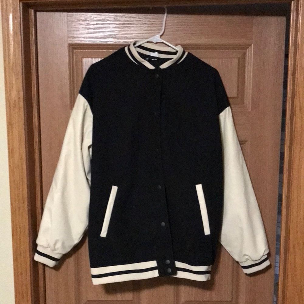 Bomber jacket